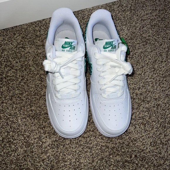 Air Force 1 Green Paisley 🐍 - Picture 5 of 7